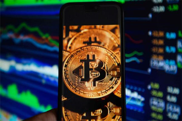 关于一月10号比特币etf通过(比特币ETF获批引发关注)