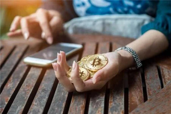 比特币能换人民币多少？比特币今日价格查询(1BTC=549606.41元)2